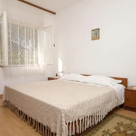 With Parking Space Kukljica, Ugljan - 8277 Apartmán *