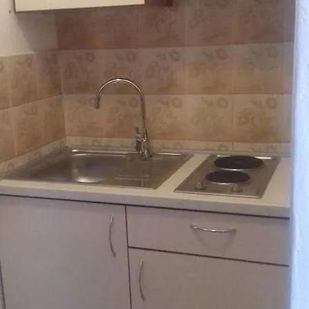 With Parking Space Kukljica, Ugljan - 8277 Appartamento Kukljica